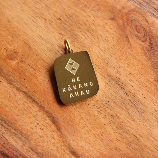 He Kākano Ahau Charm