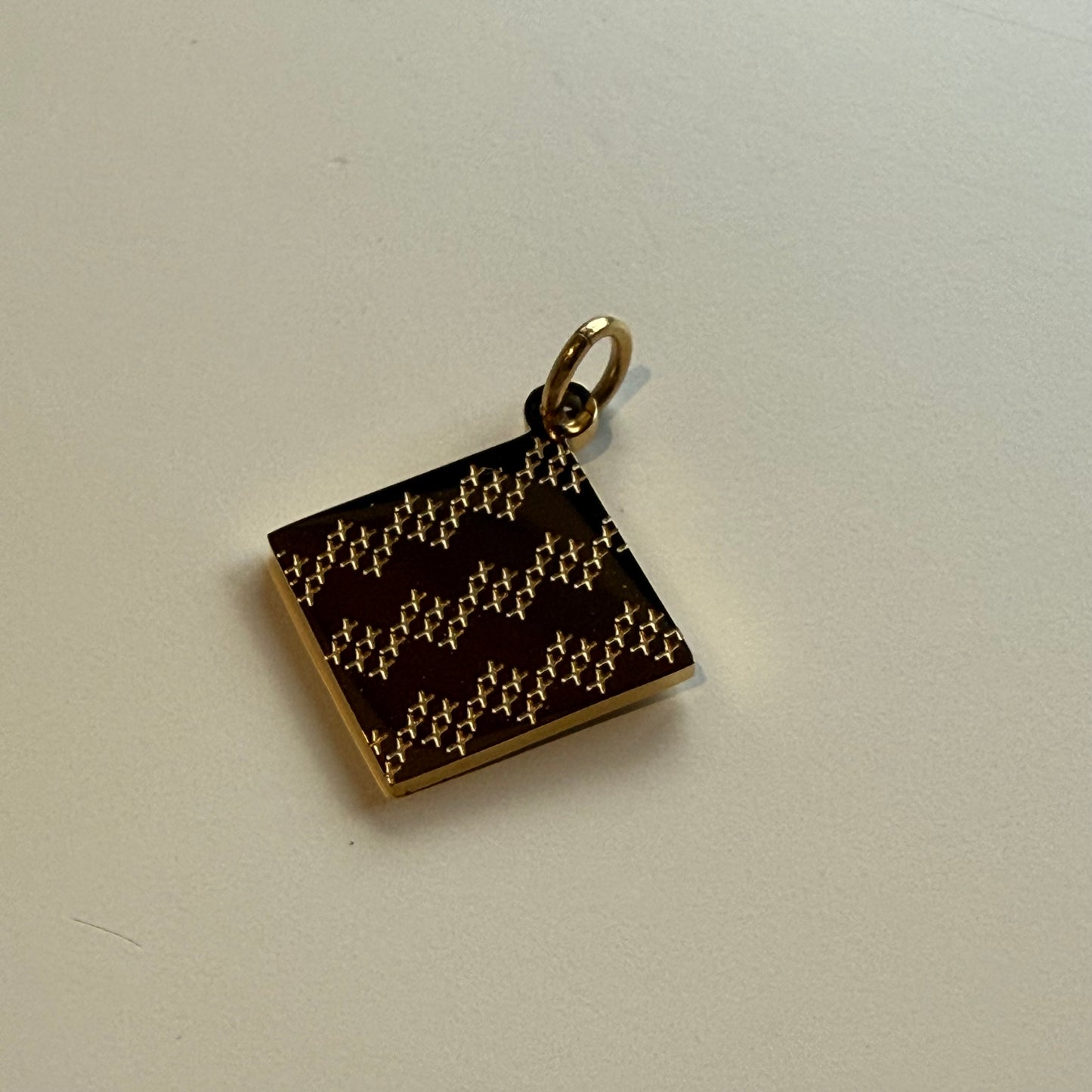 Piki Charm