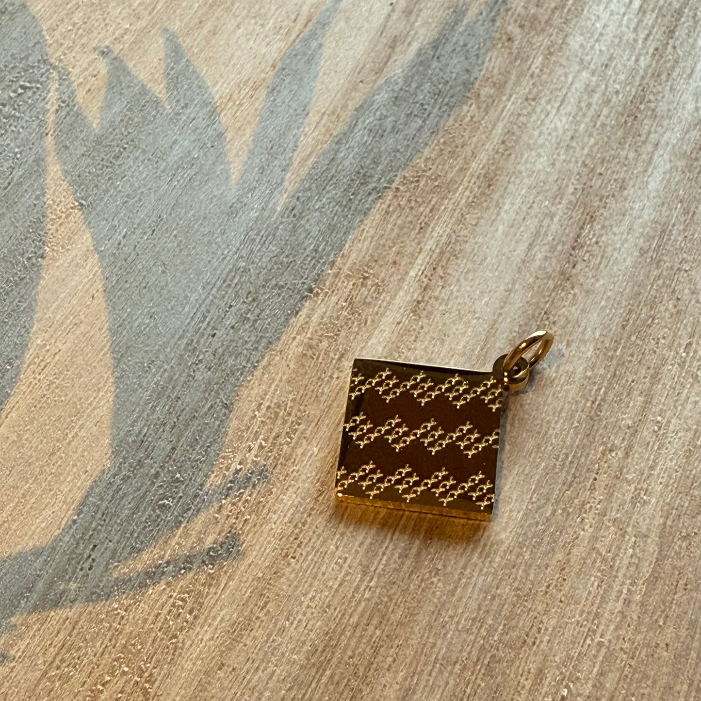 Piki Charm