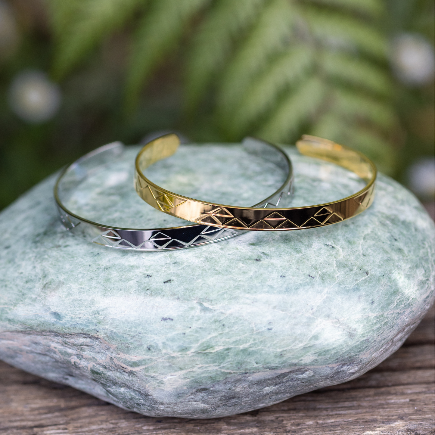 Iwa Cuff
