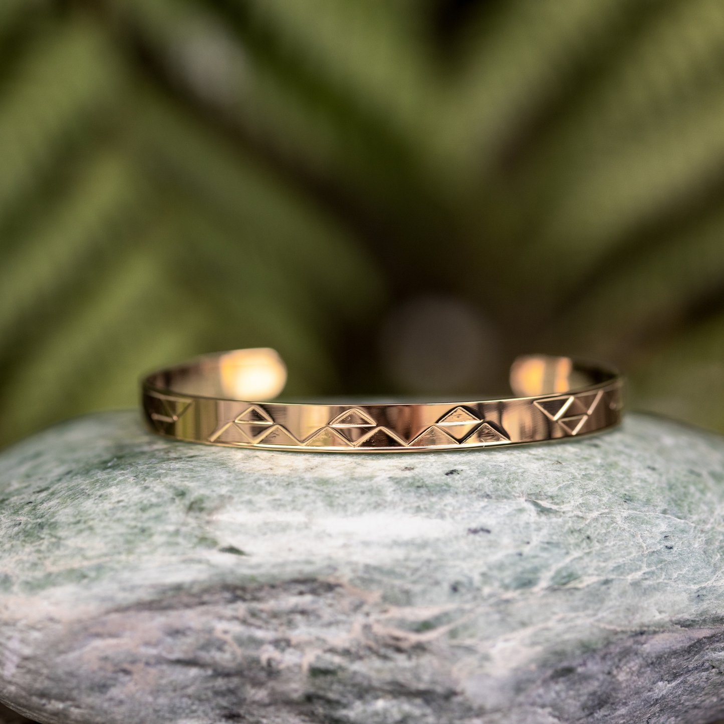 Iwa Cuff