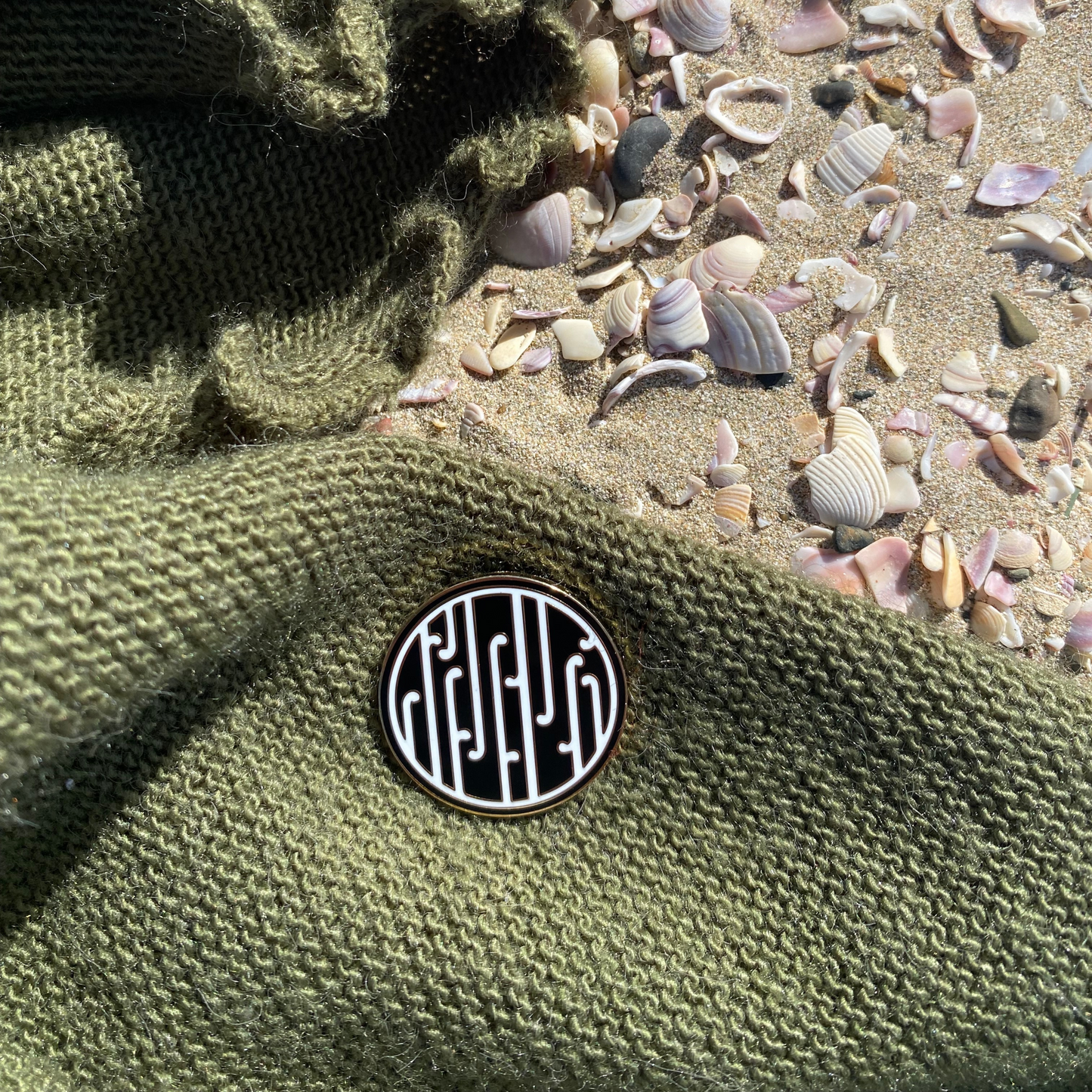 Tuku Iho Enamel Pin